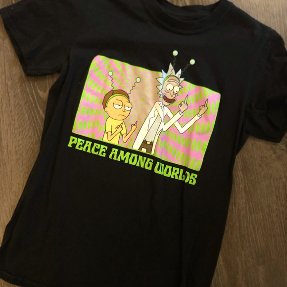 Rick and Morty T-Shirt - Picture 2 of 3